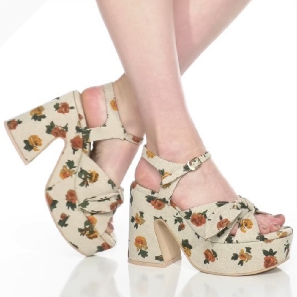 Seychelles Floral Fabric Platform Block Heel Sandals Cream Multi Size 10